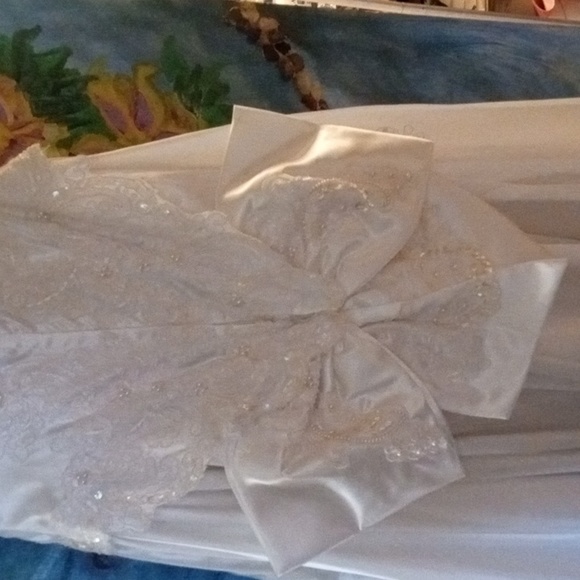 Vintage Ivory off shoulder beaded sequin bustled wedding gown - Picture 5 of 10